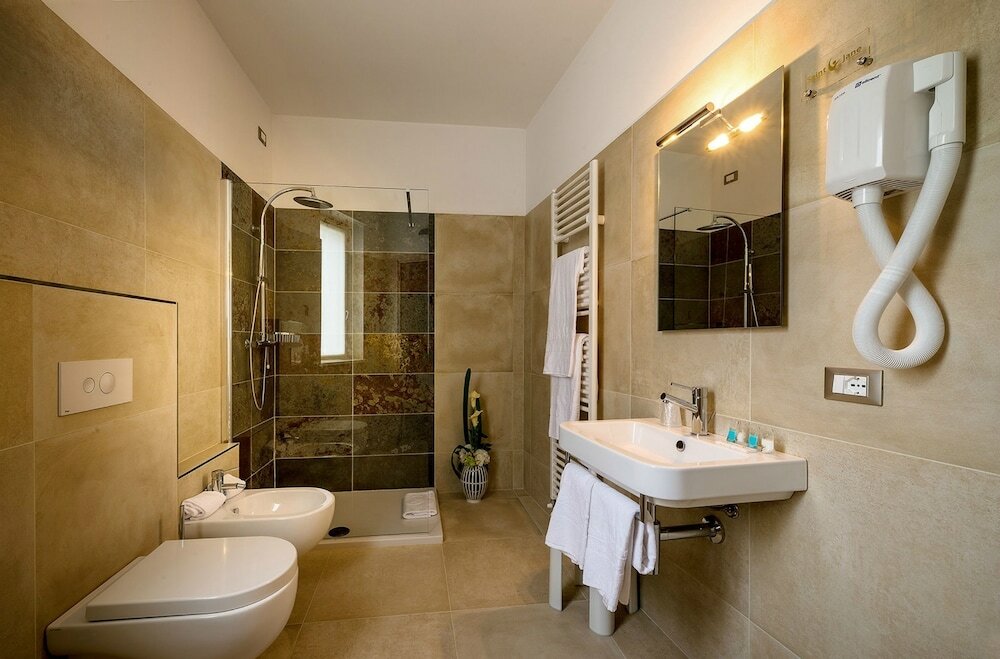 Фото Hotel Corona