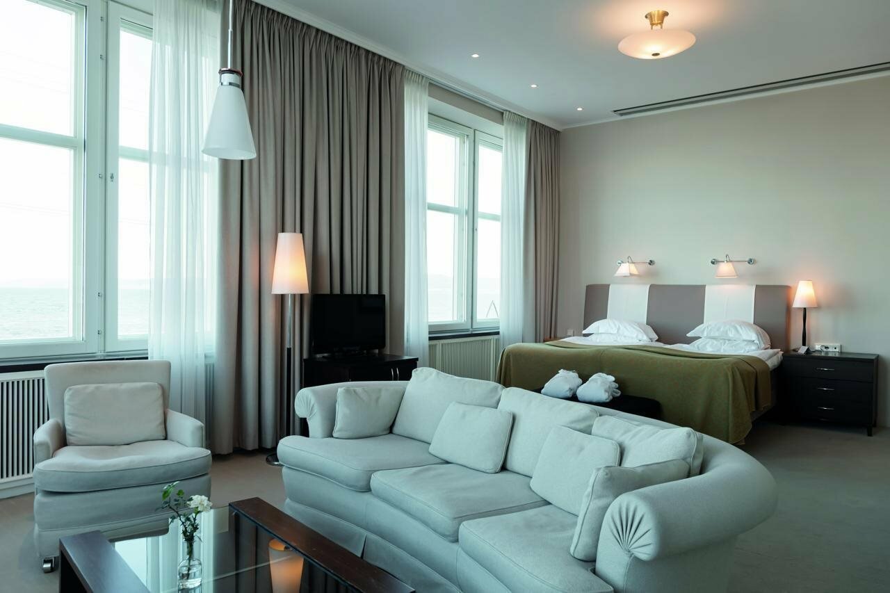 Фото отеля 2