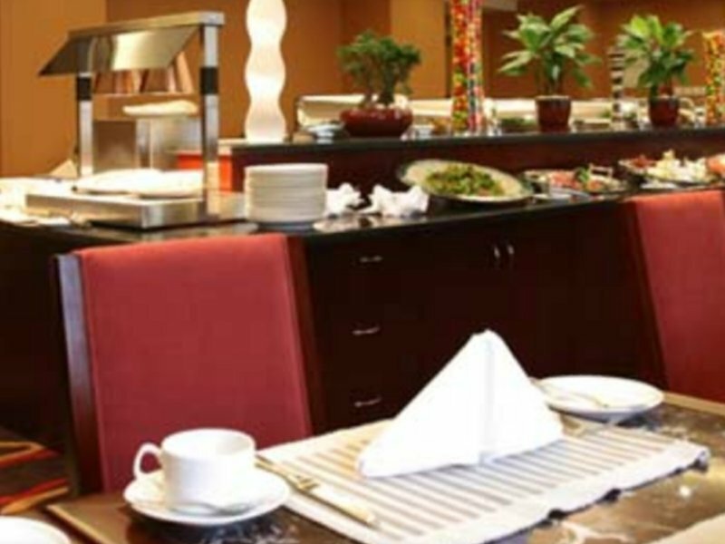 Фото Argyle International Airport Hotel Shanghai