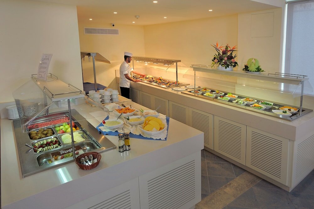 Фото Okeanos Beach Boutique Hotel