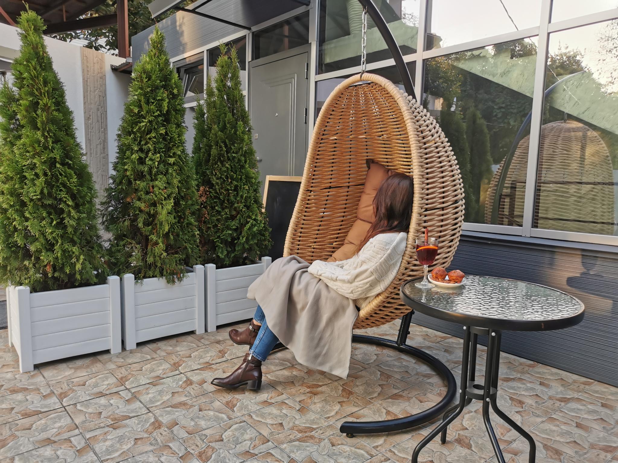 Фото Современник