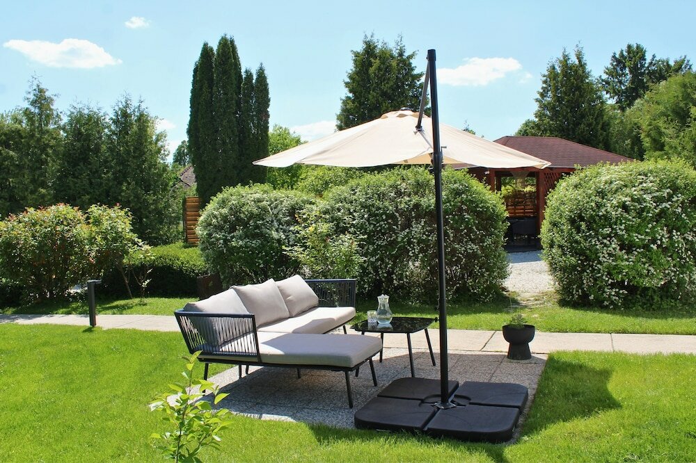 Фото The Secret Garden - Keszthely