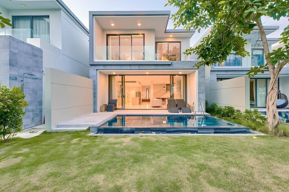 Фото Brg Golf - Danang Private Pool Villa 3br