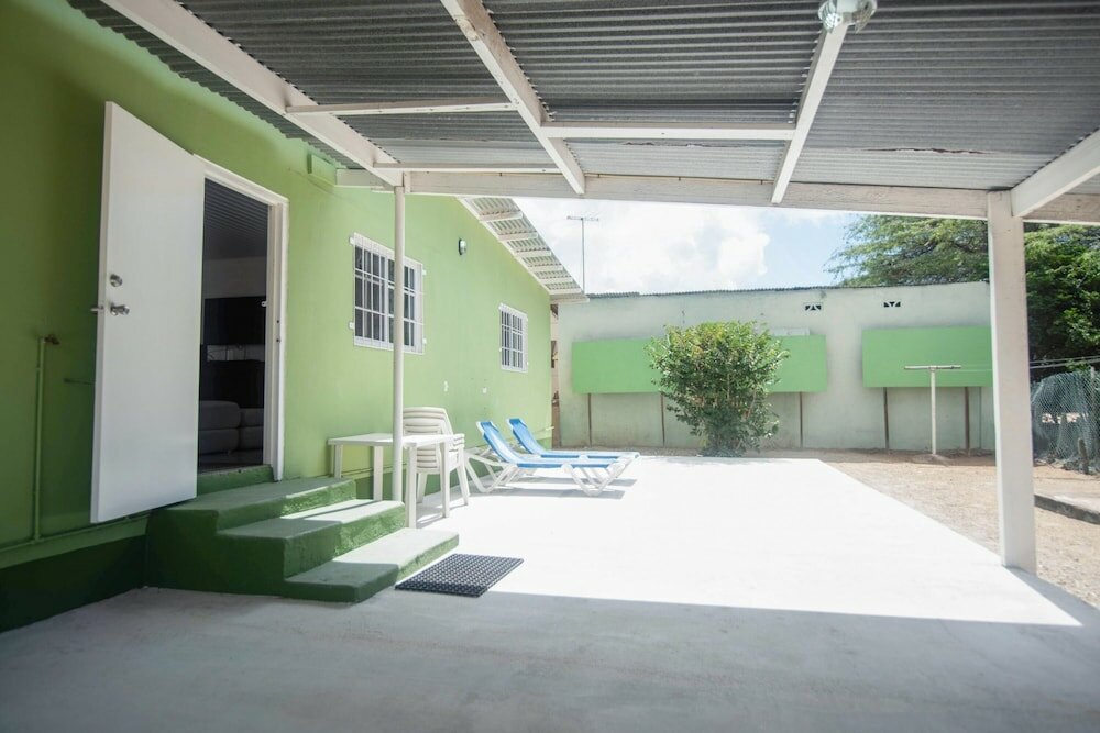 Фото Aruban Home Close to Beach