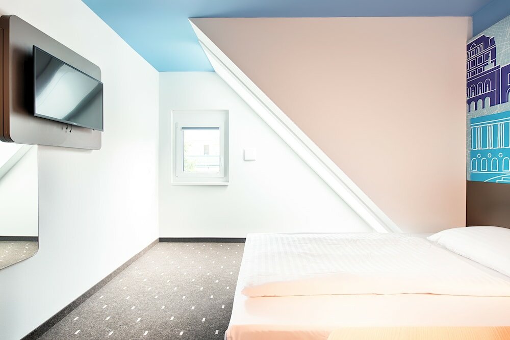 Фото B&b Hotel Wien-Meidling