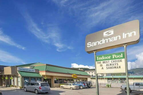 Гостиница Sandman Hotel Terrace в Террасе