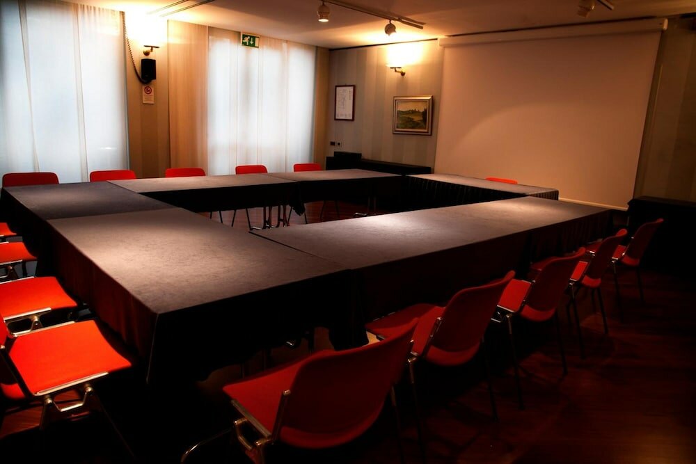 Фото Hotel Crivi's Milan