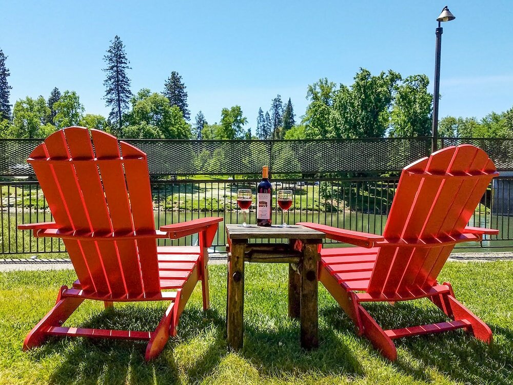 Фото The Lodge at Riverside