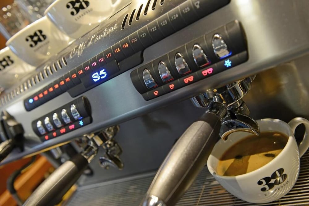 Фото Latterkenny Court Hotel