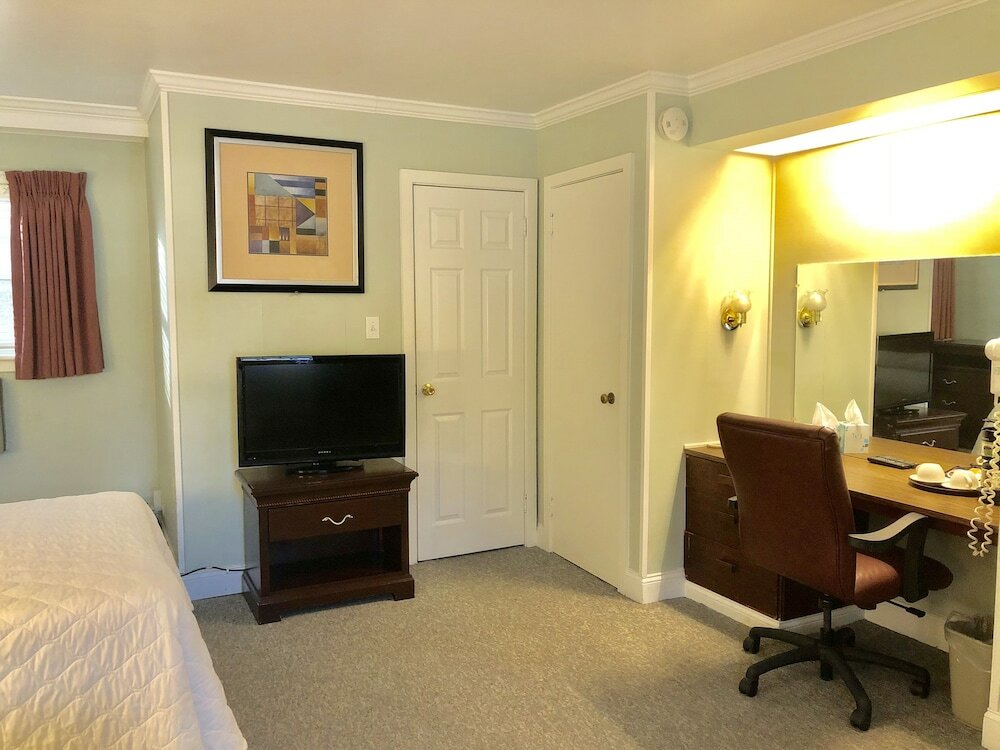 Фото Hyland Motor Inn