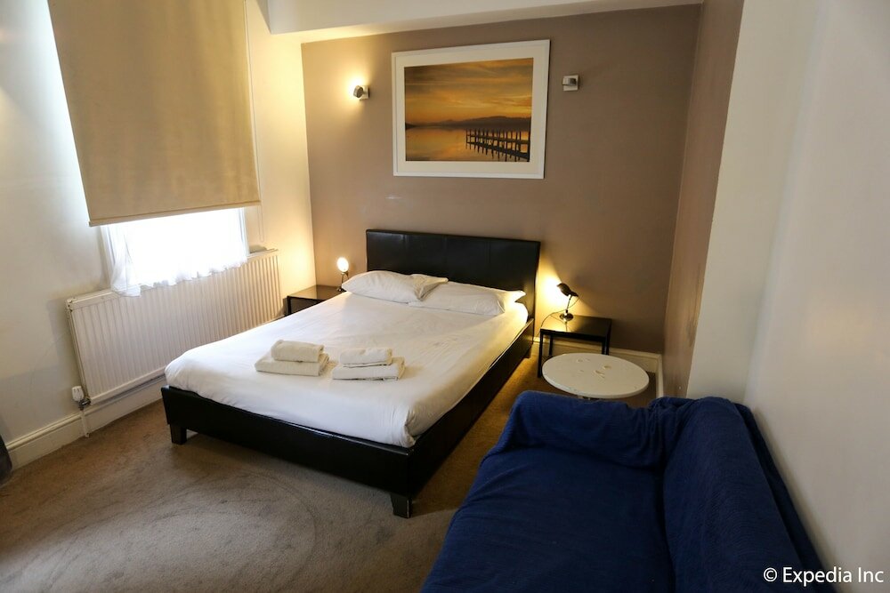 Фото Swinton Hotel