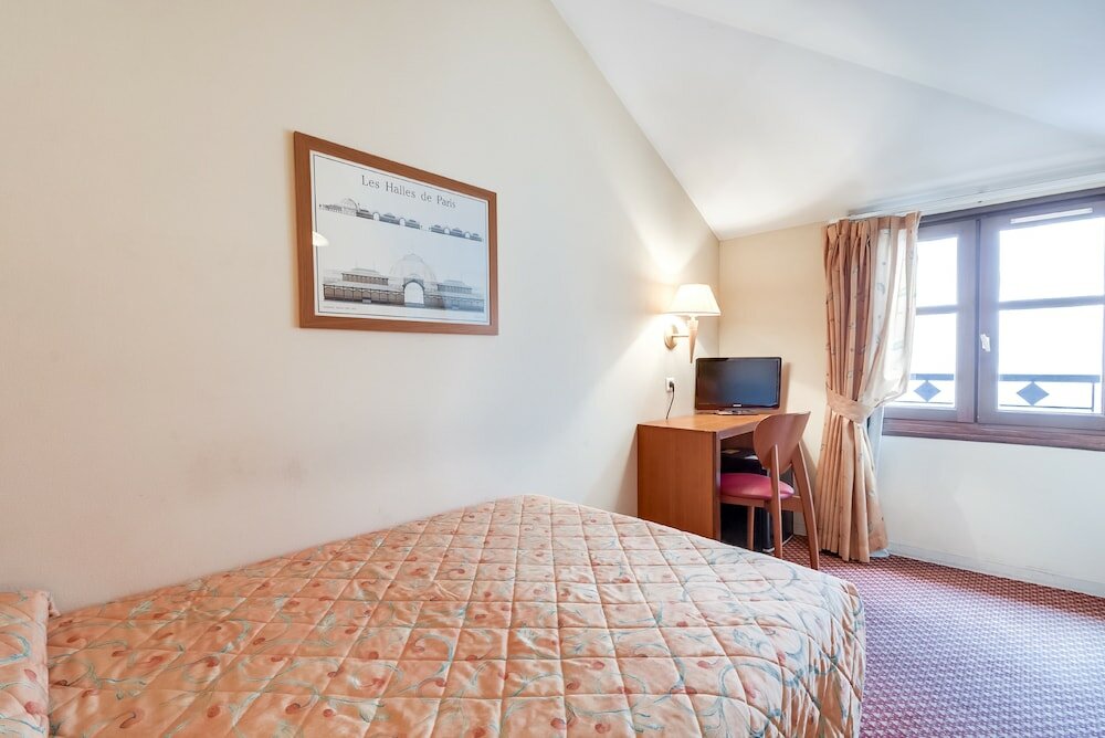 Фото La Dépendance