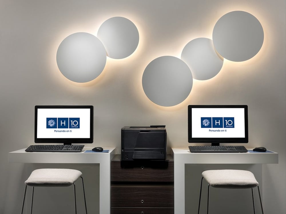 Фото Отель H10 Port Vell