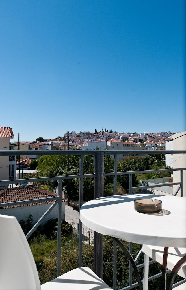 Фото Iris Skiathos