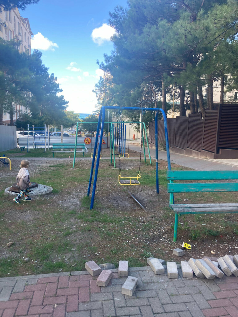 Playground Playground, Gelendgik, photo