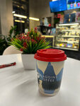 Baggins Coffee (Torfyanaya Road, 15к1), cafetería