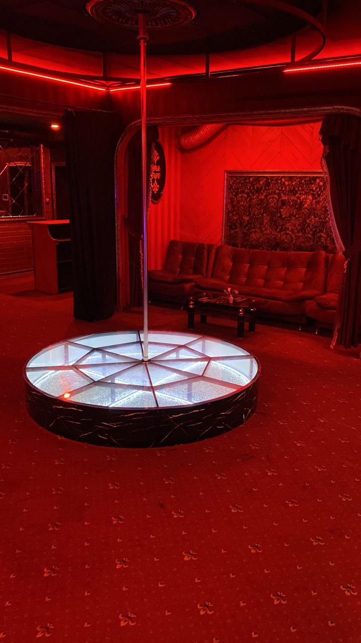 Ауыздағы үлкен сиськи