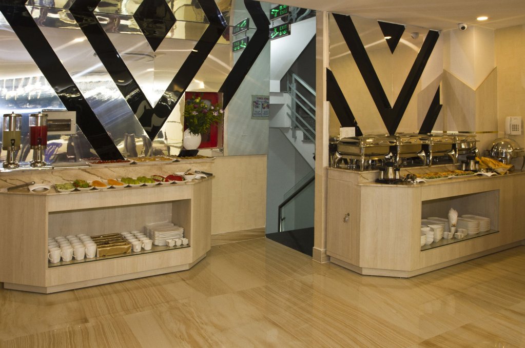 Фото New Sun Hotel