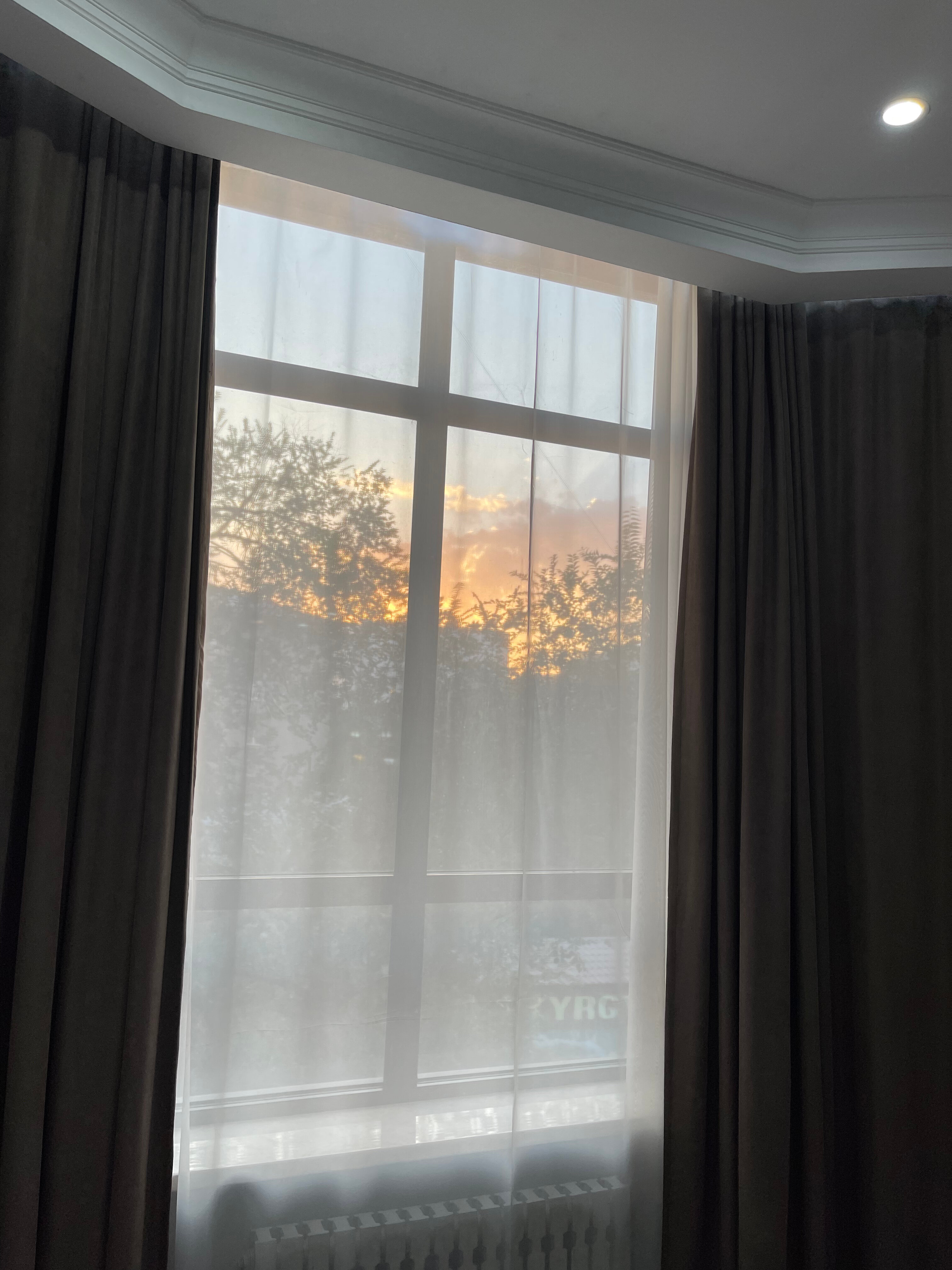 Фото Madison Ave Hotel Bishkek