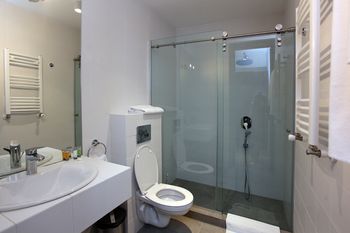 Фото L. M Club Hotel
