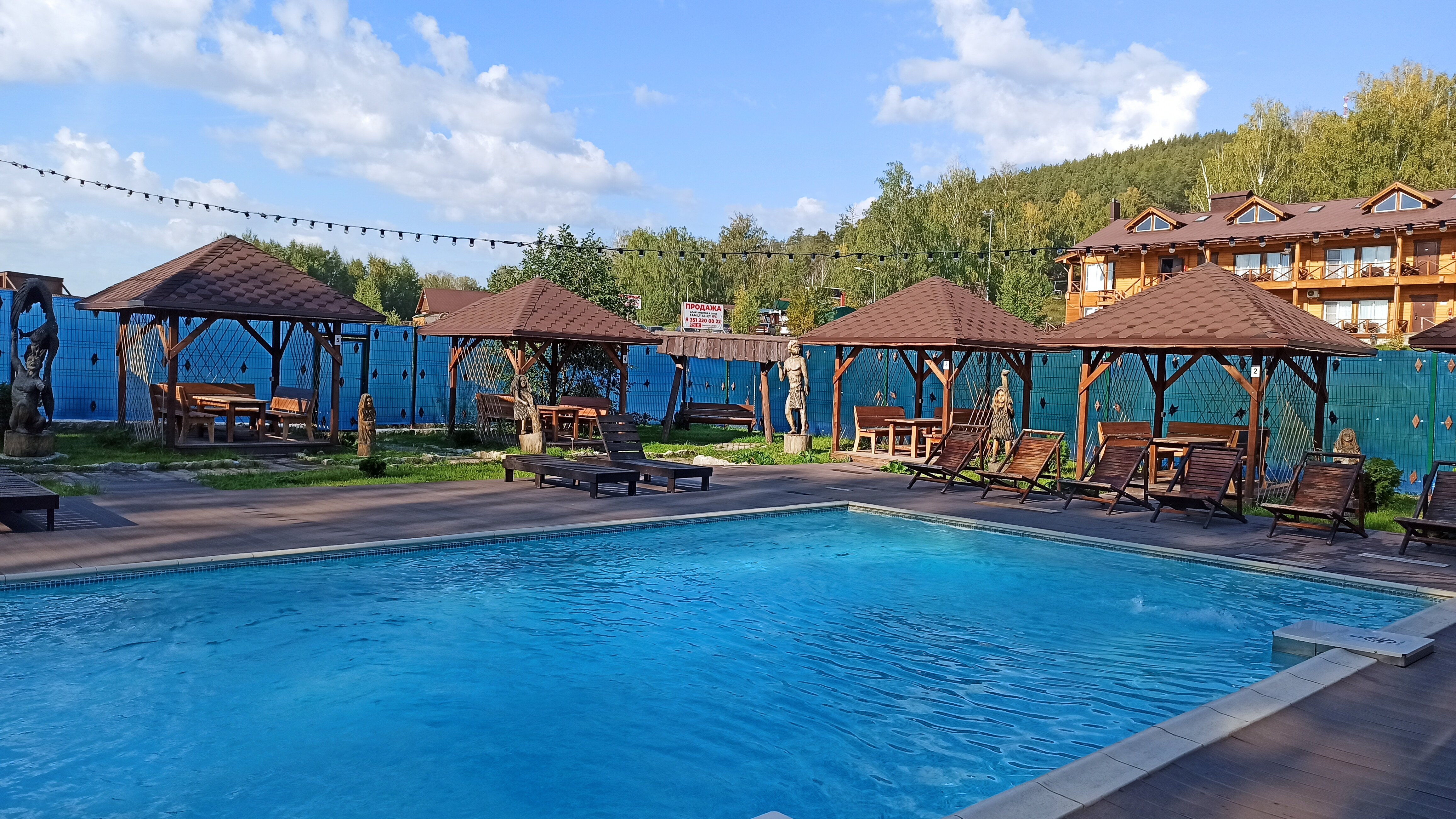 Бассейн голая семья в бане Банный комплекс с термальной зоной Бани Мира, баня, Челябинская область,  Миасский городской округ, село Сыростан, коттеджный посёлок Санни Валли —  Яндекс Карты