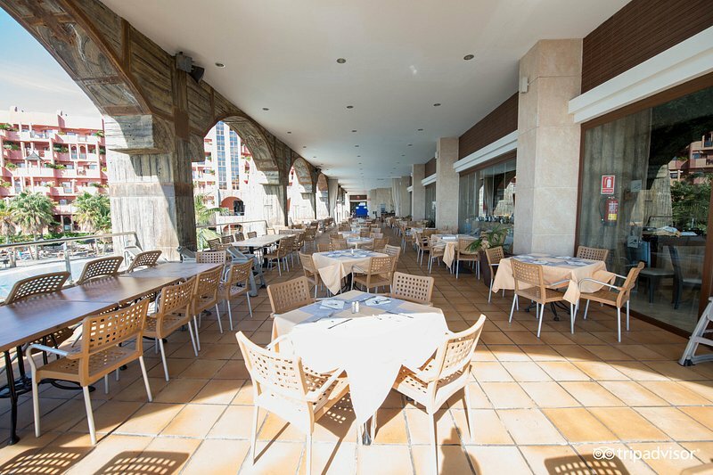 Фото Holiday World Polynesia Hotel