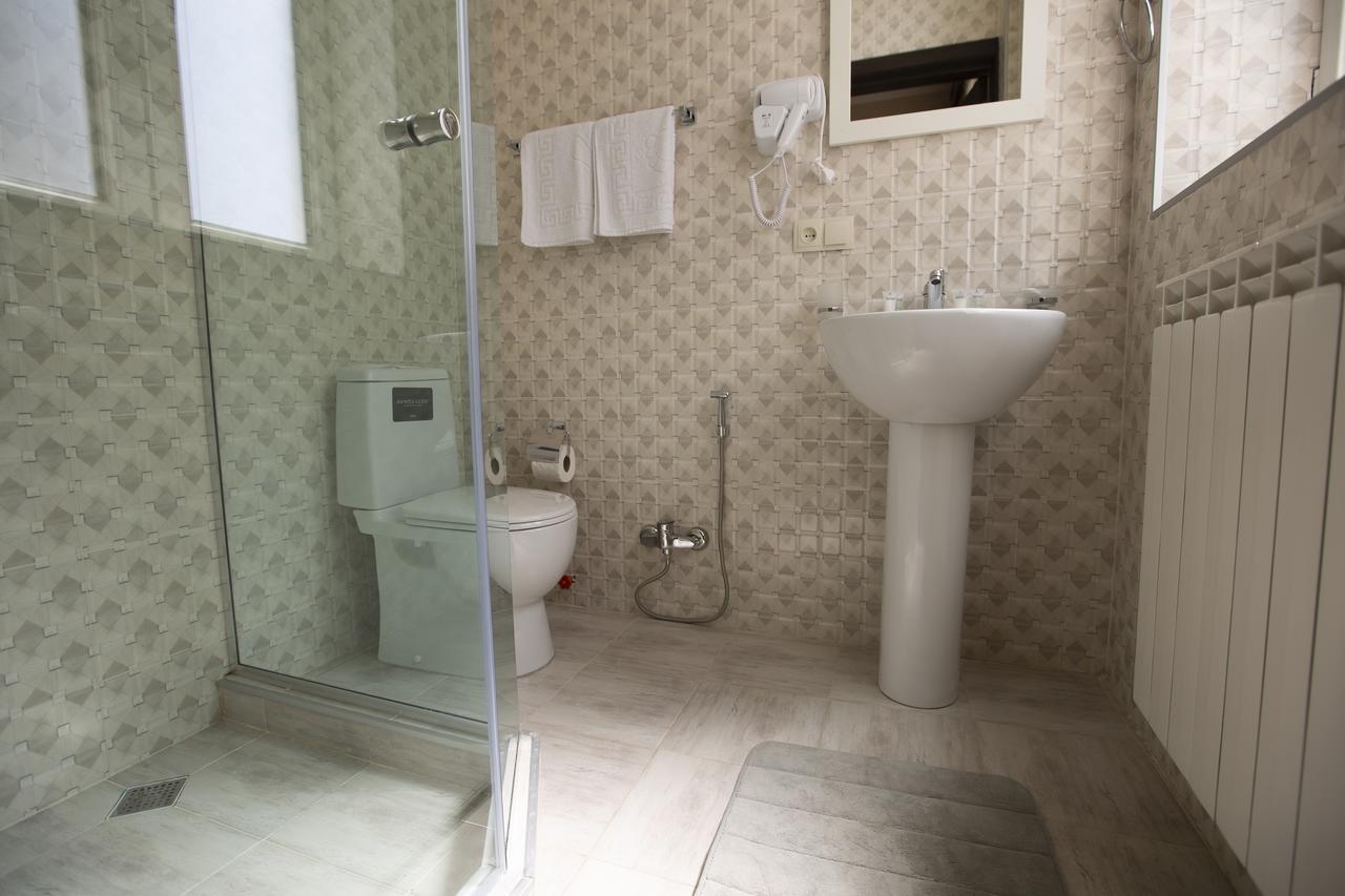 Фото Otiums Hotel