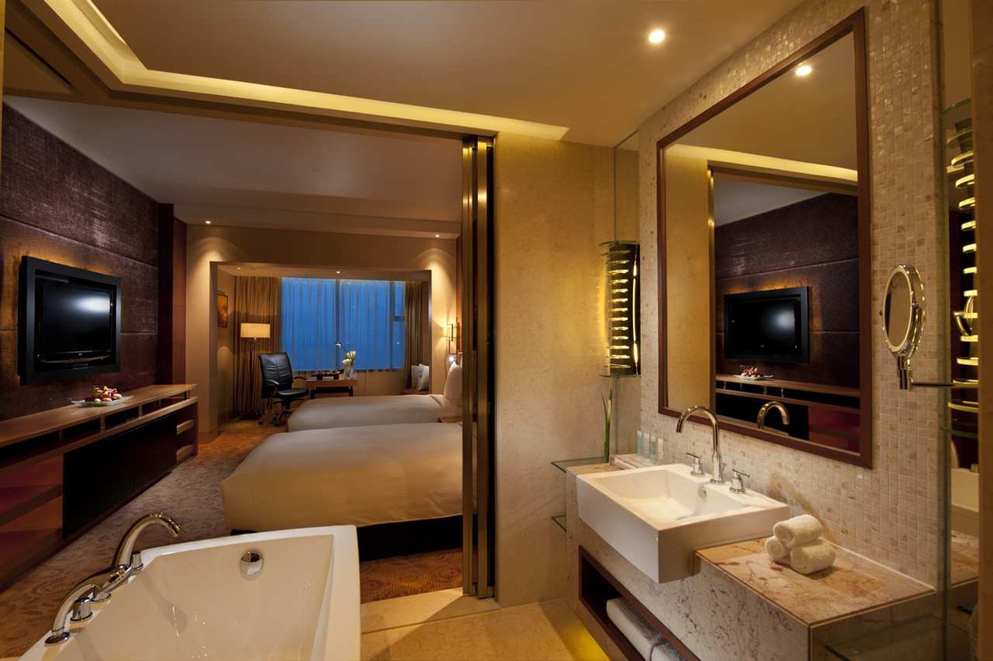 Фото Hilton Shanghai Hongqiao