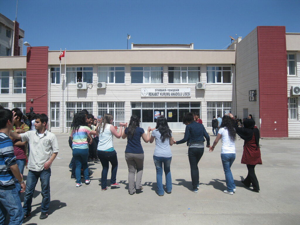 Lise Rekabet Kurumu Anadolu Lisesi, Diyarbakır, foto