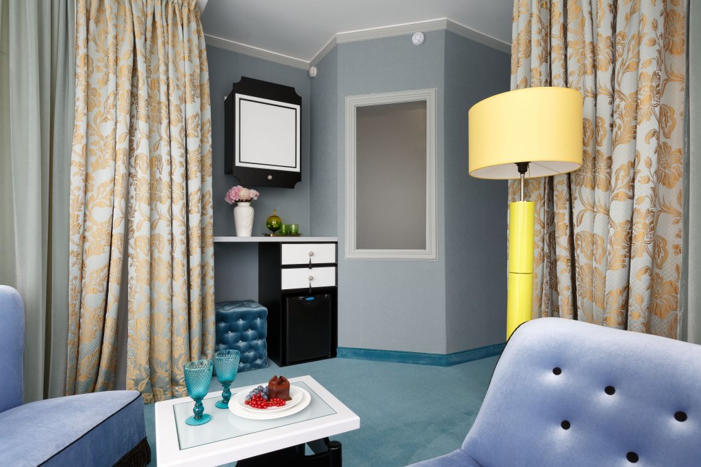 Фото Статский Советник на Загородном