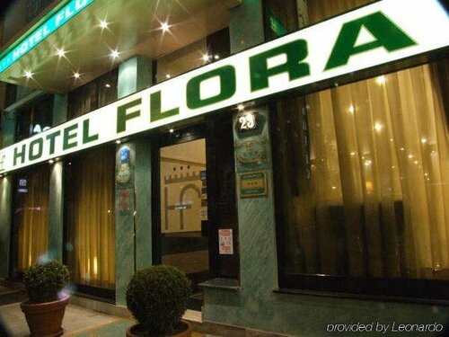 Гостиница Hotel Flora в Милане