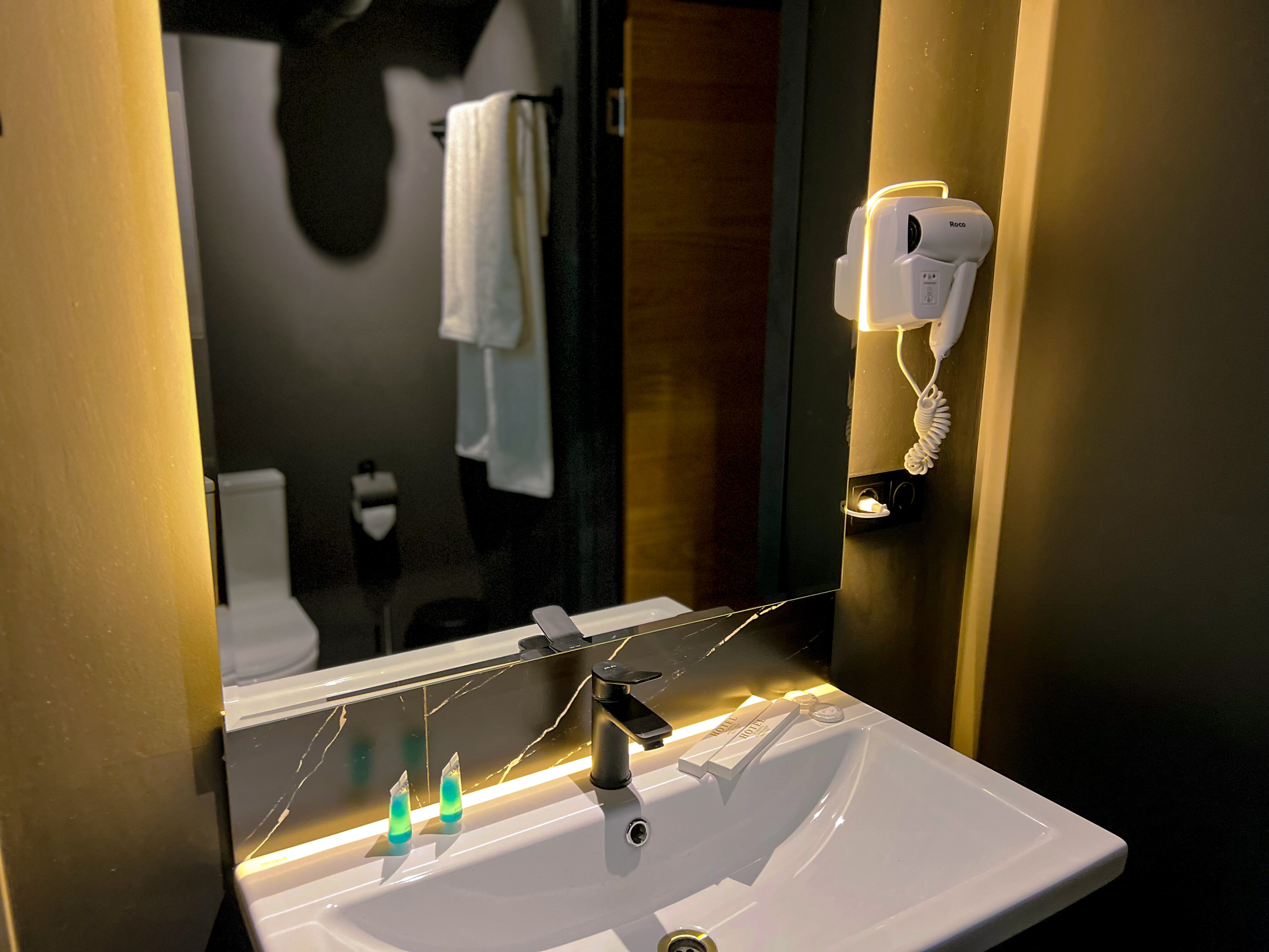 Фото Atlas hotel