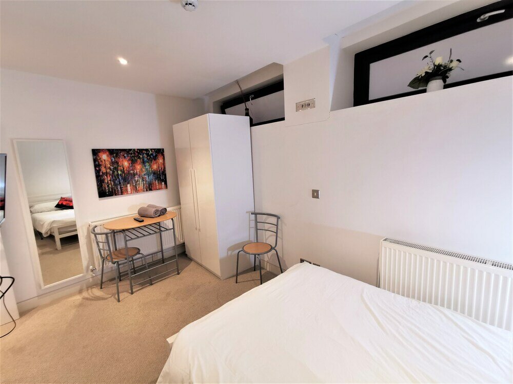 Фото Double Room with en-suite - 1C