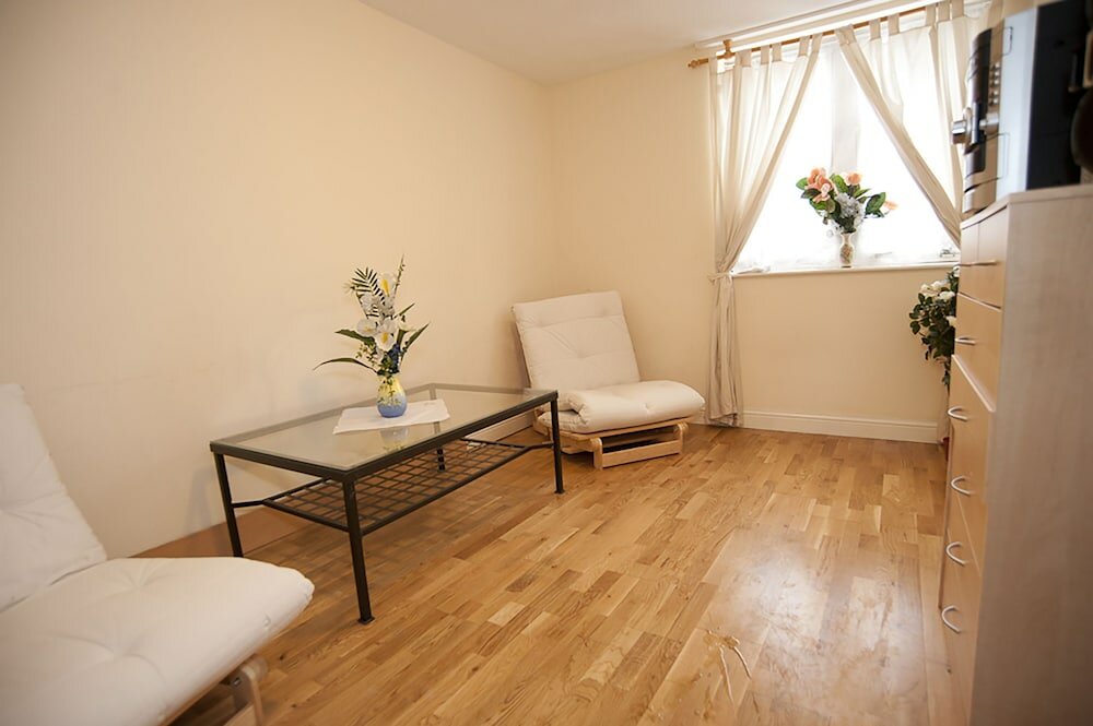 Фото Park Hall Suites