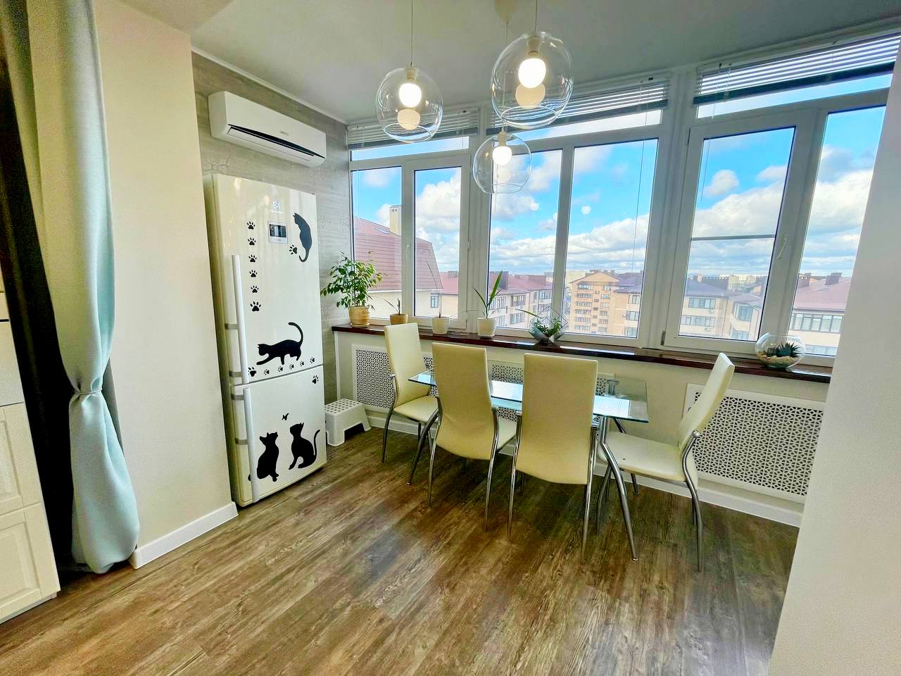 Фото 3-х Комнатные 2-х Уровневые Апартаменты