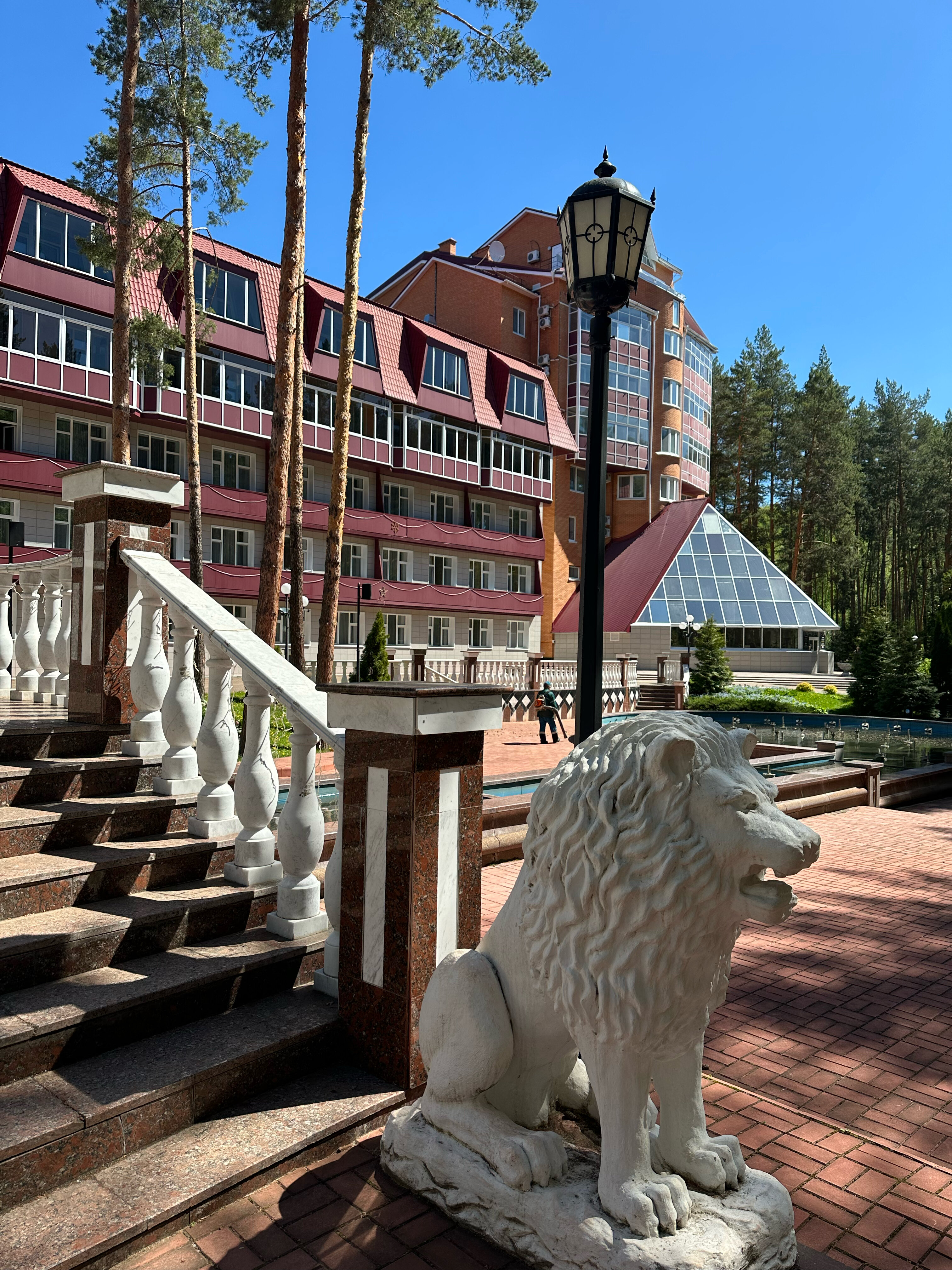 Фото отеля 1