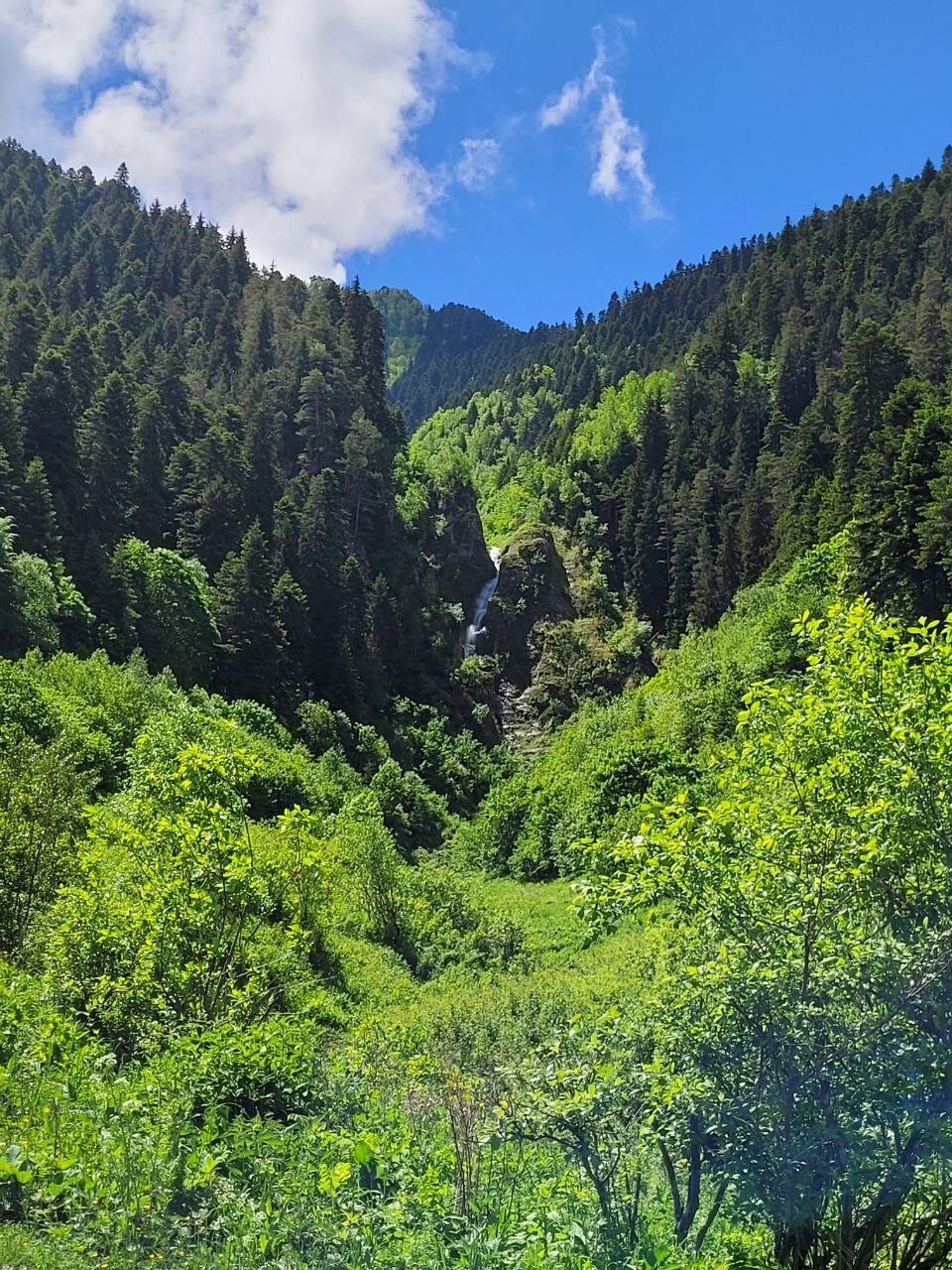 Фото River & House