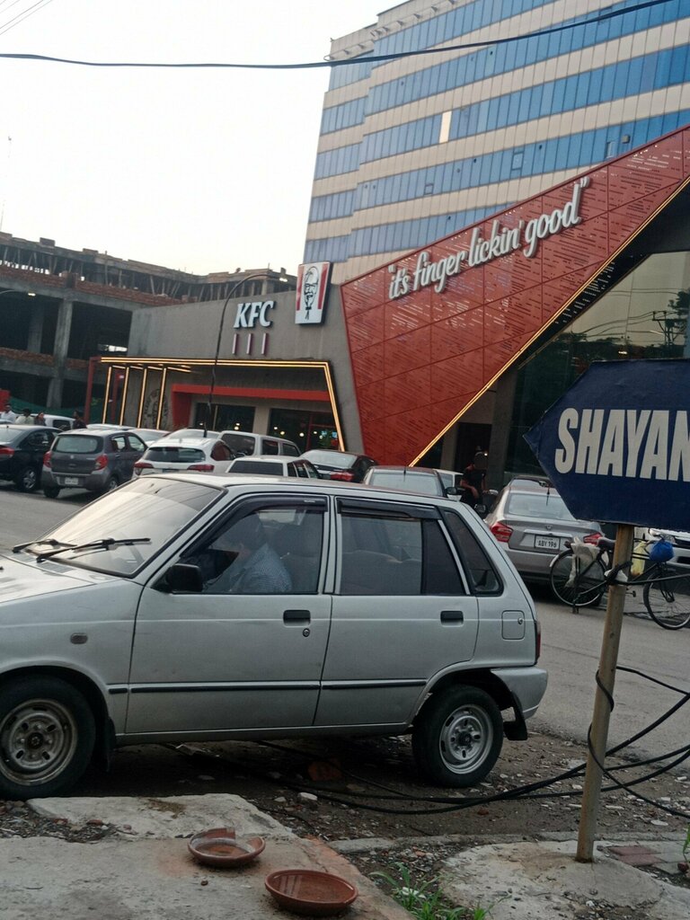 Быстрое питание KFC, Лахор, фото