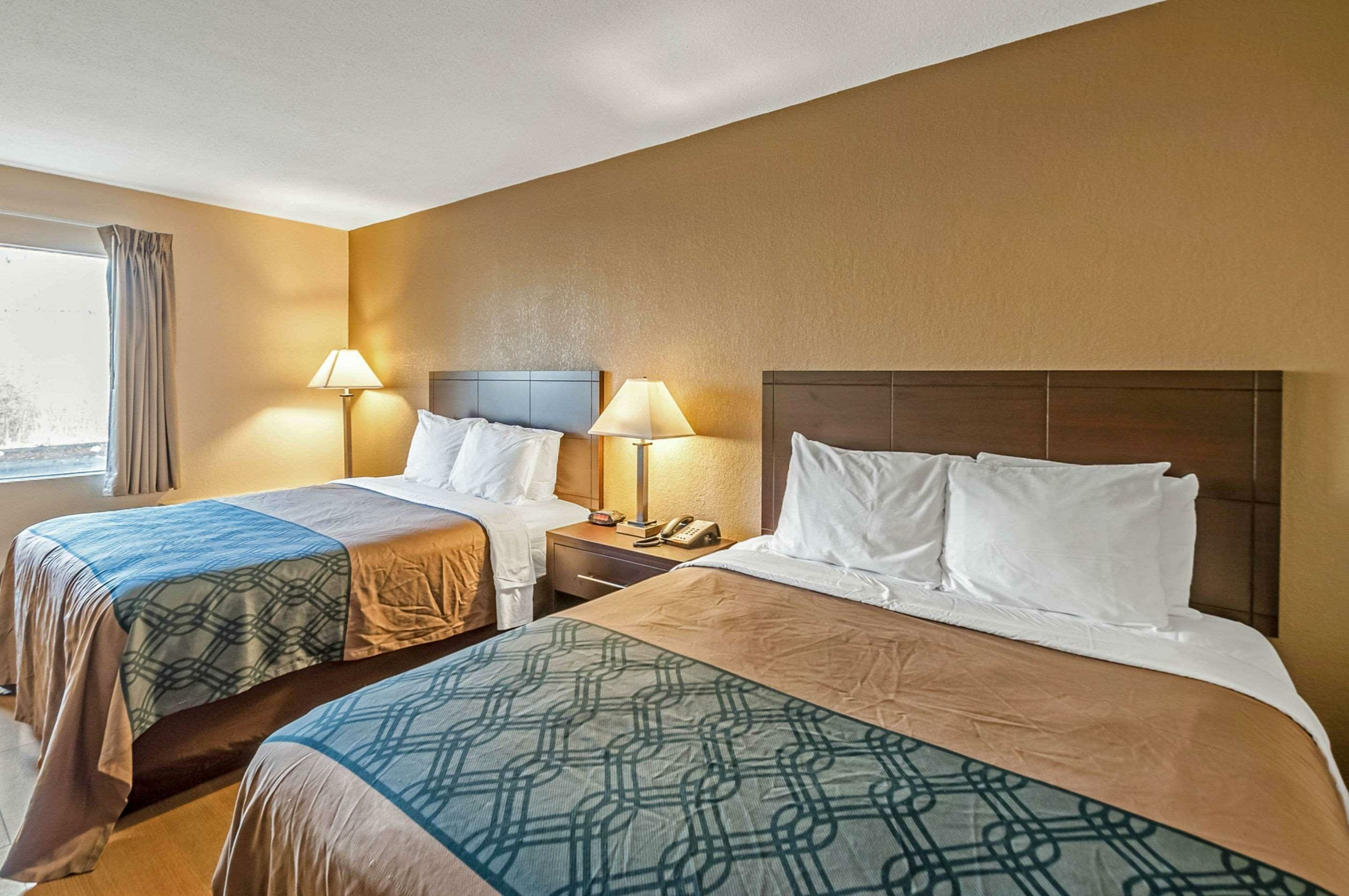 Фото Econo Lodge Hagerstown I-81