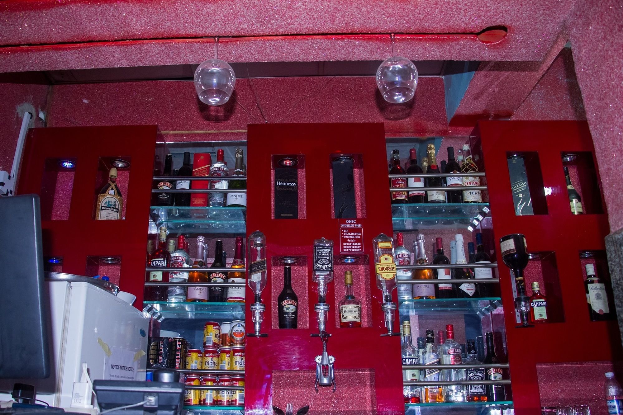 Фото Bluenest Hotel