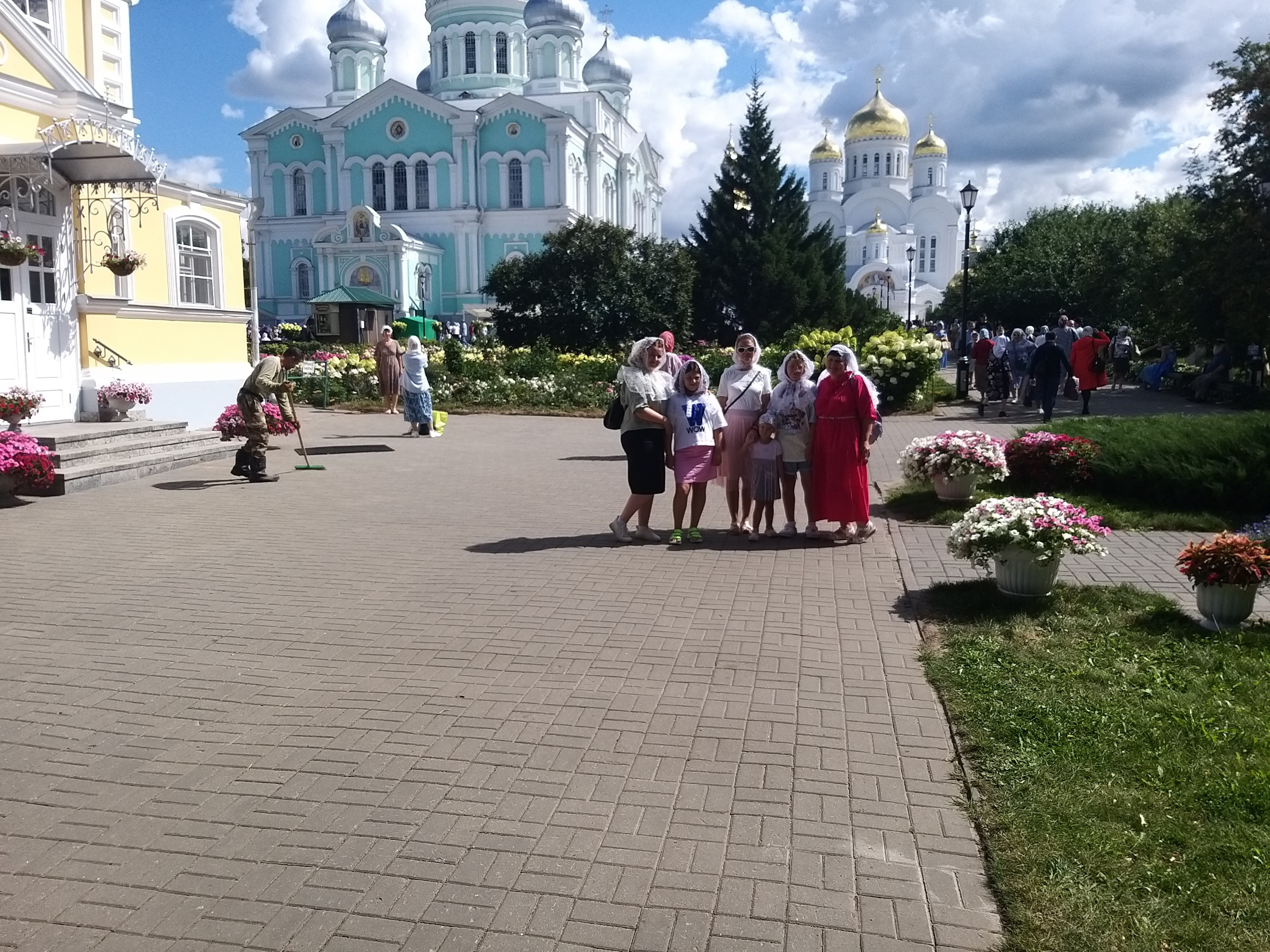 Фото Серафим Град