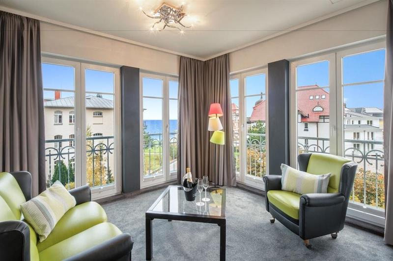 Фото Hotel Residenz Waldkrone