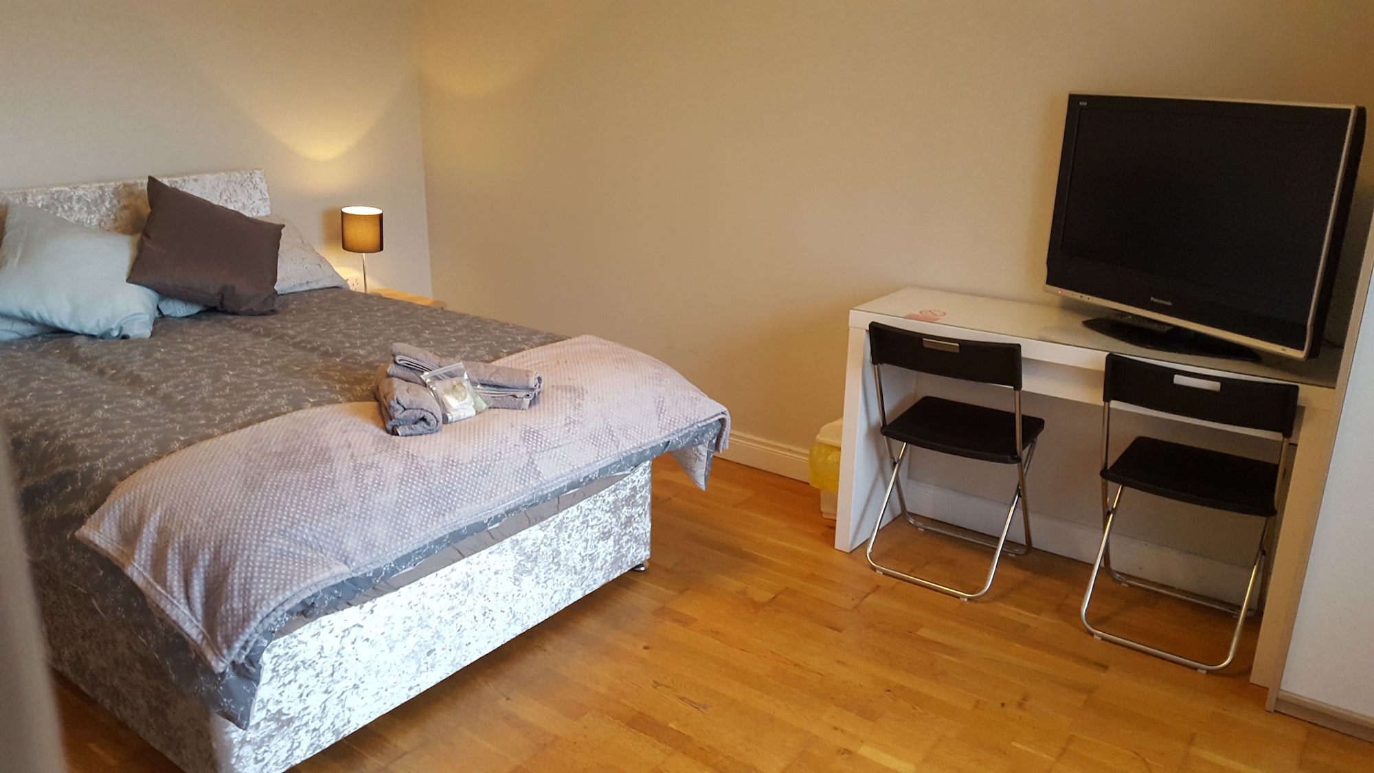 Фото Lawnbrook Town Guest House