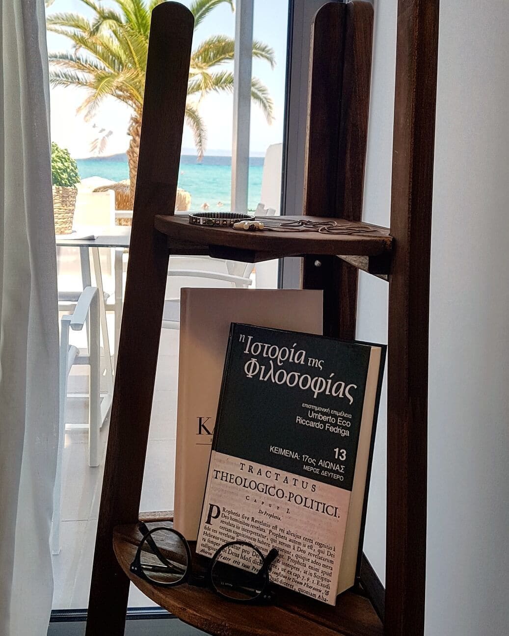 Фото Mougre Studios