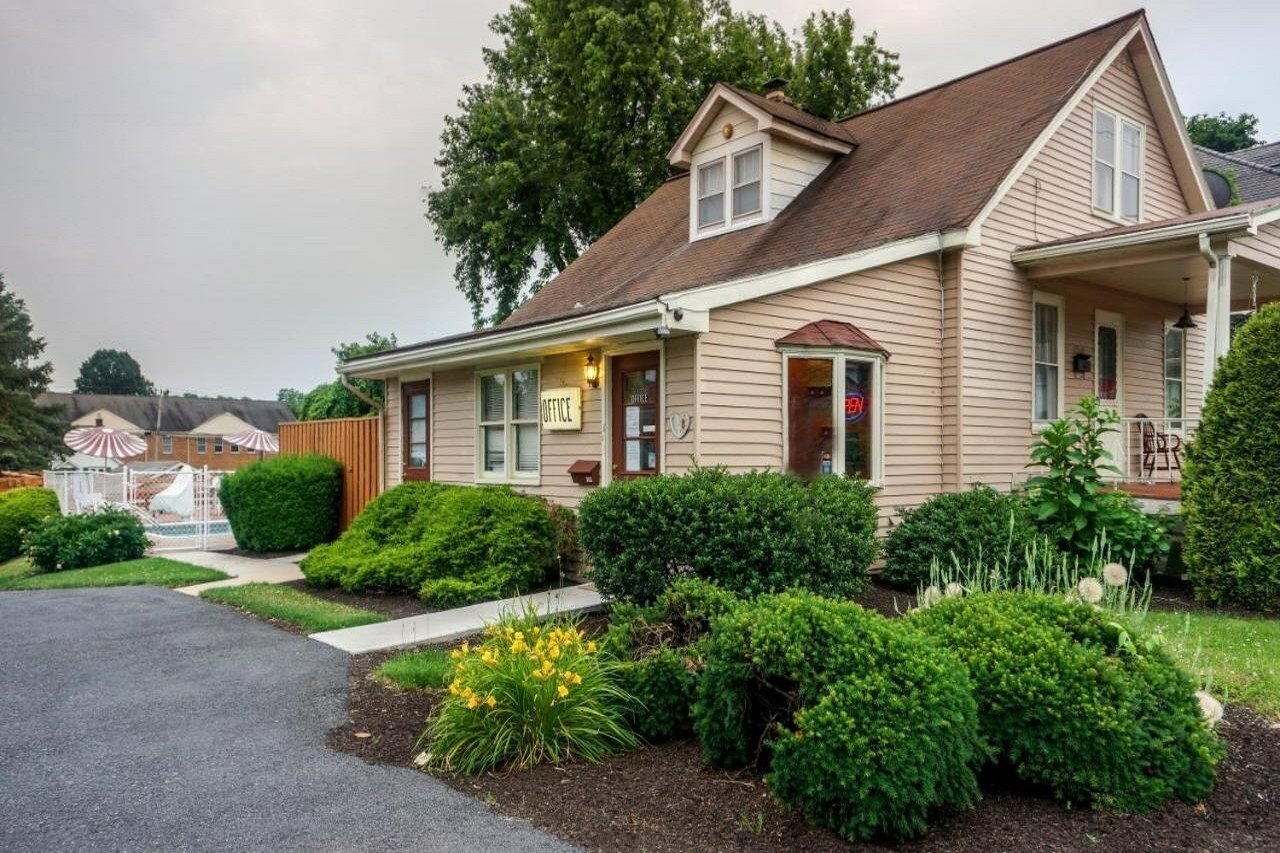 Фото отеля 1