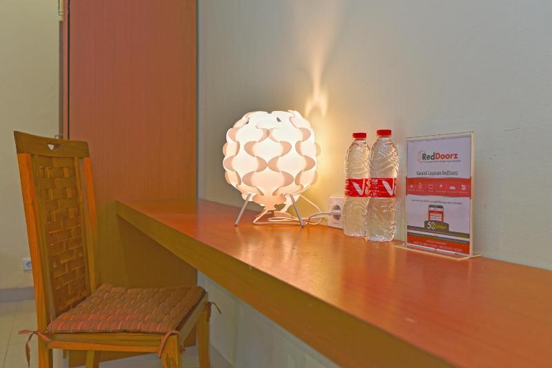 Фото RedDoorz Plus @ Mahendradatta Denpasar