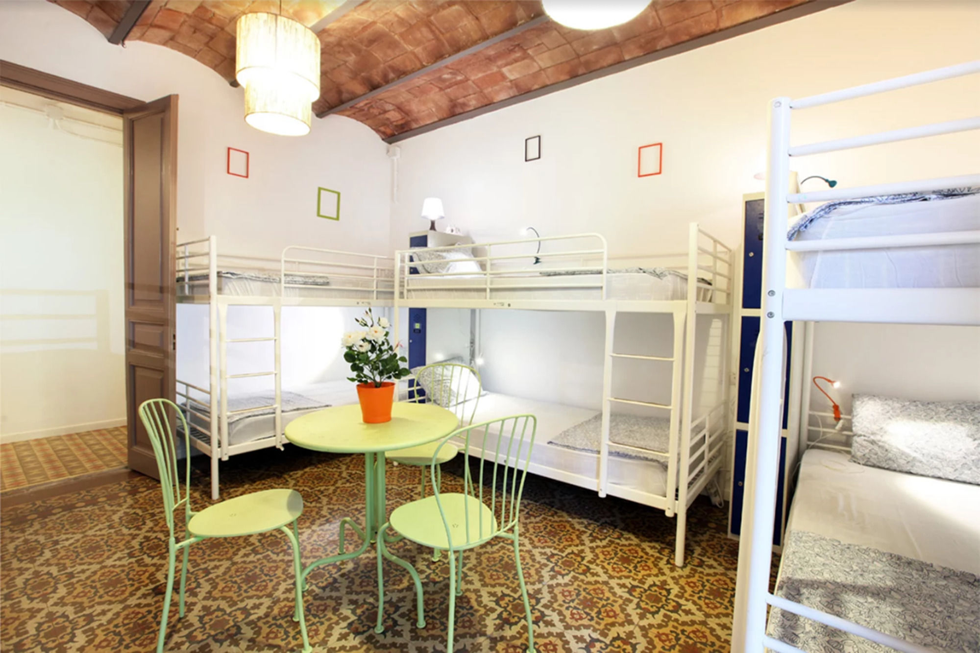 Фото Primavera Hostel