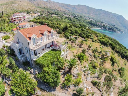 Гостиница Apartments Lira