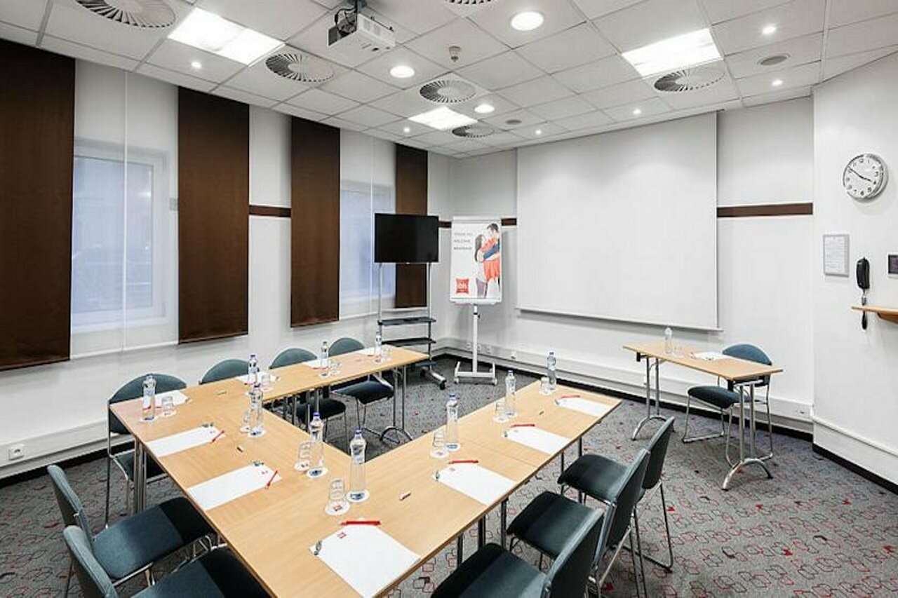 Фото Ibis Praha Mala Strana