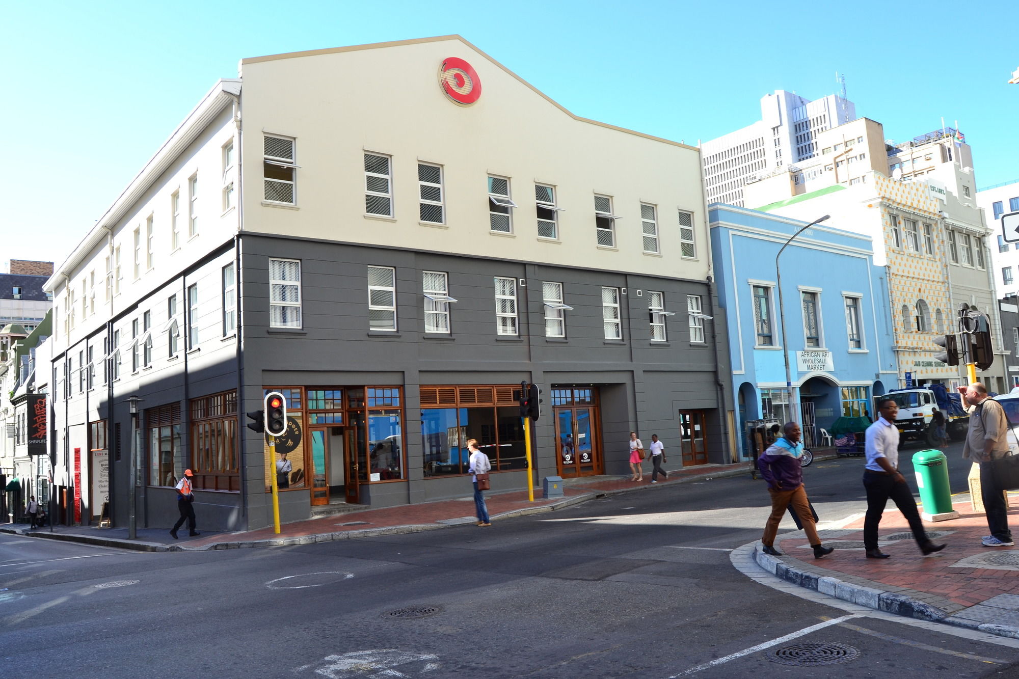 Фото отеля 1